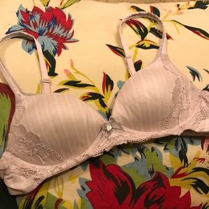 Victoria's Secret Body by Victoria Wireless Bra